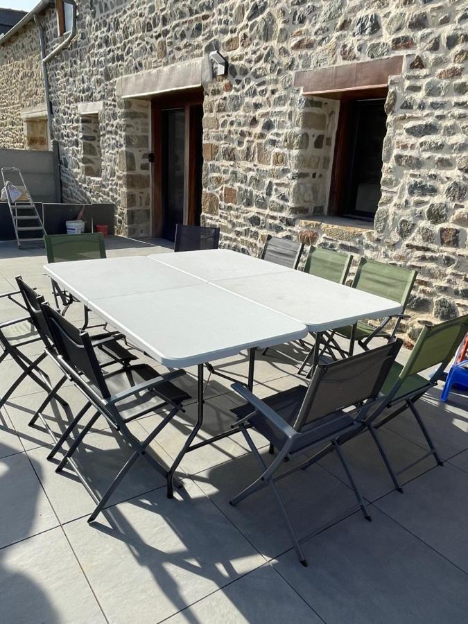 Magnifique Corps De Ferme Renove Avec Jacuzzi Villa Hillion Екстериор снимка